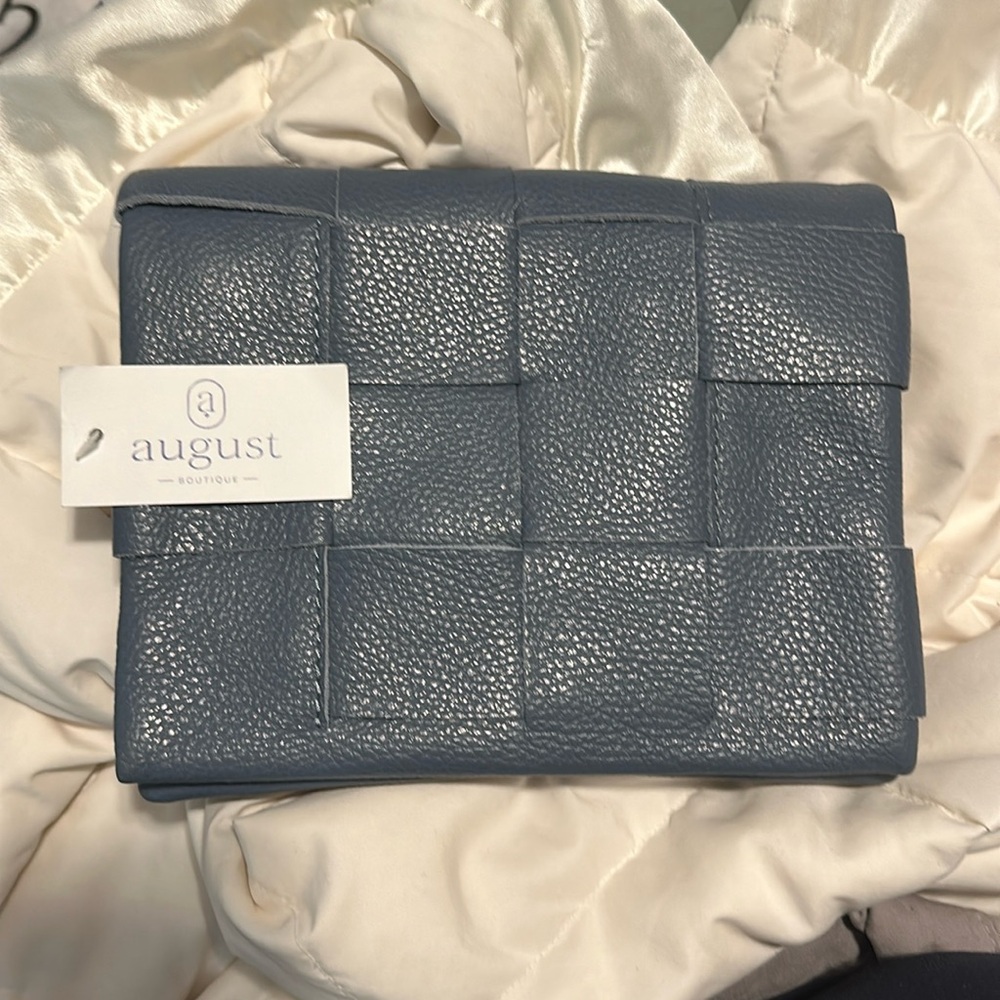 Blue purse,